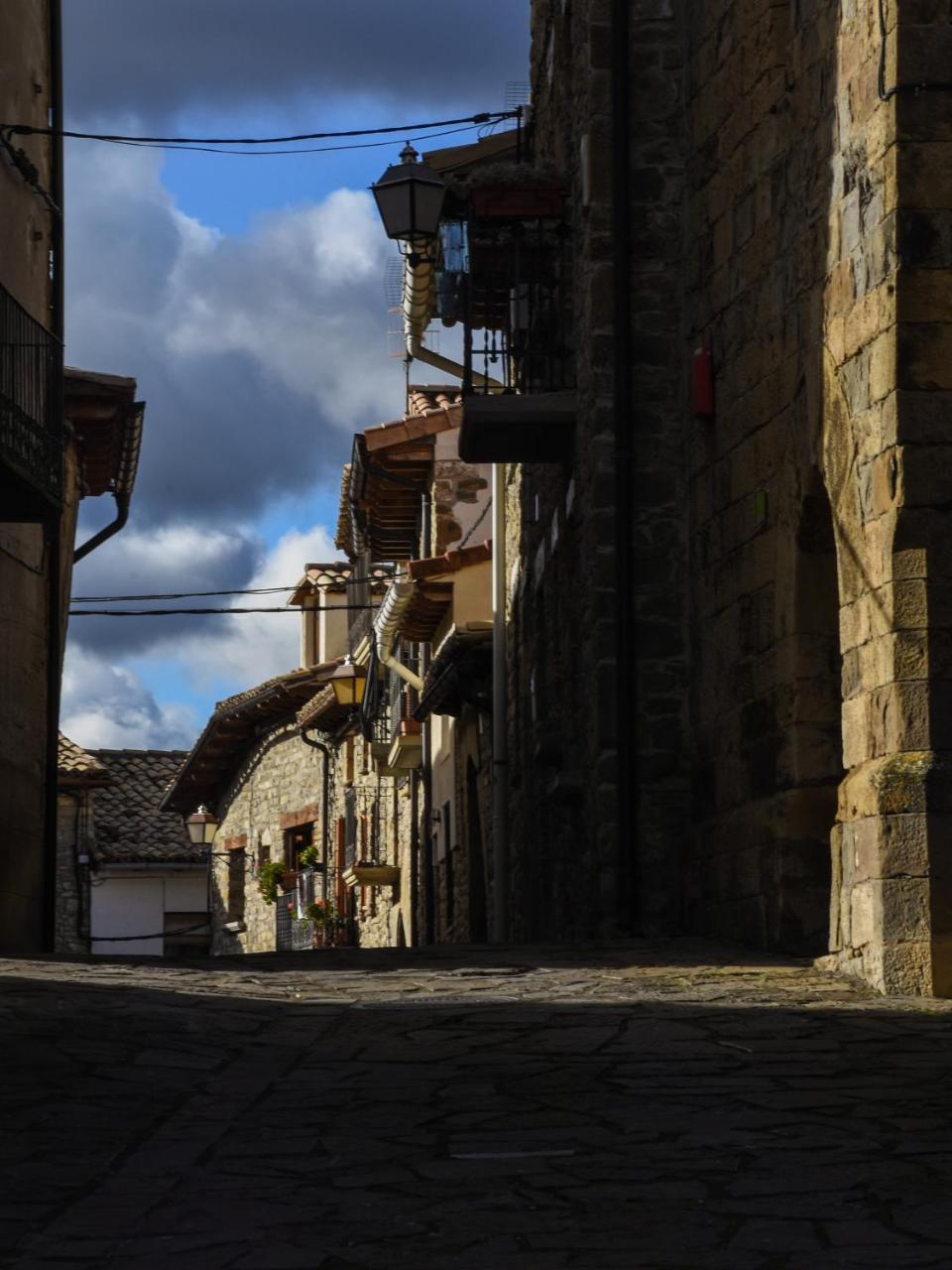 Albergue Restaurante De Artieda Exteriér fotografie