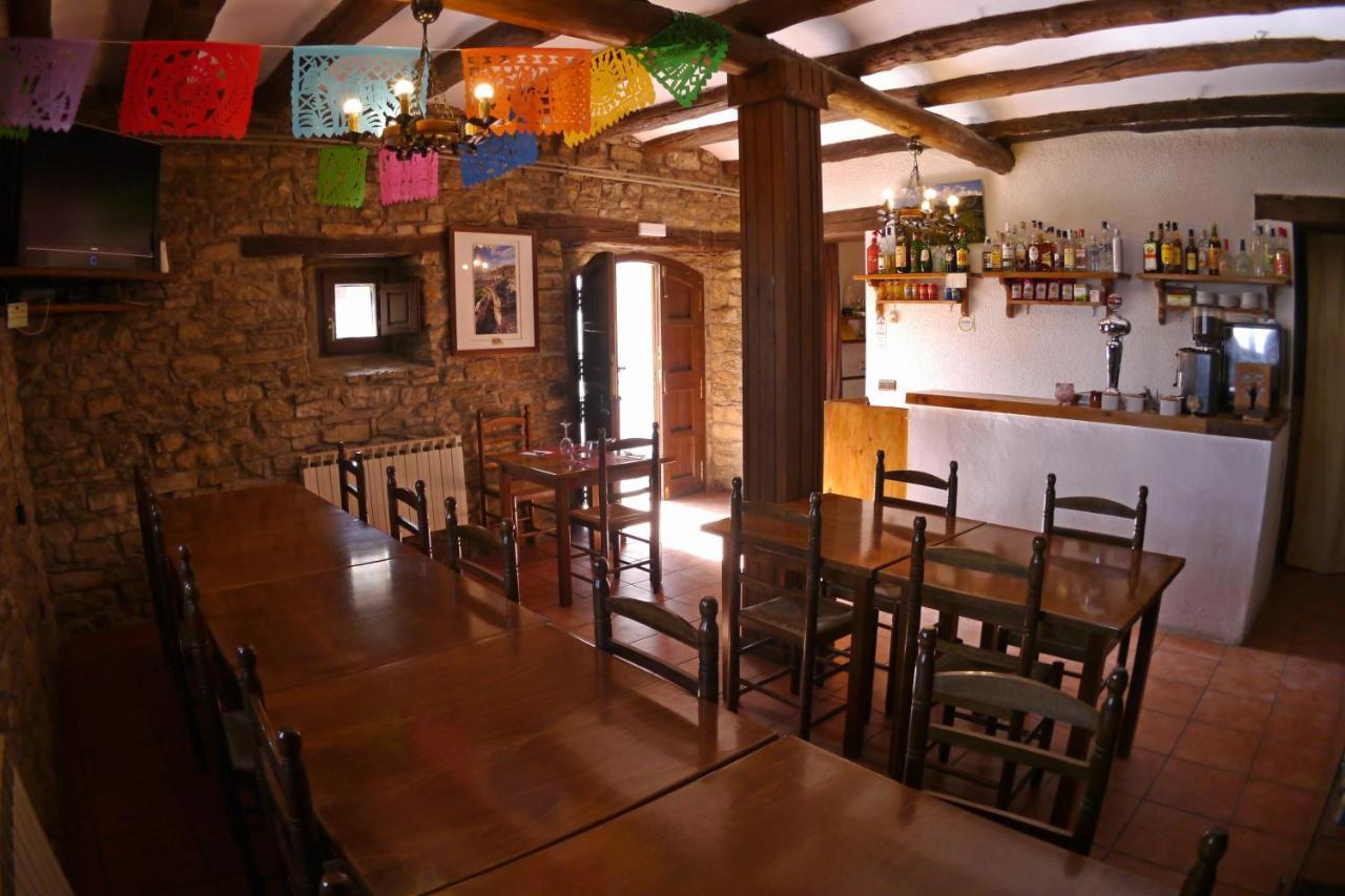 Albergue Restaurante De Artieda Exteriér fotografie